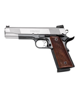 Pistolet Smith & Wesson...