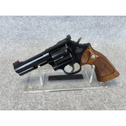 SMITH & WESSON MOD 586 357...
