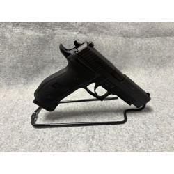 SIG SAUER P226 9 X 19 (9MM LUGER)